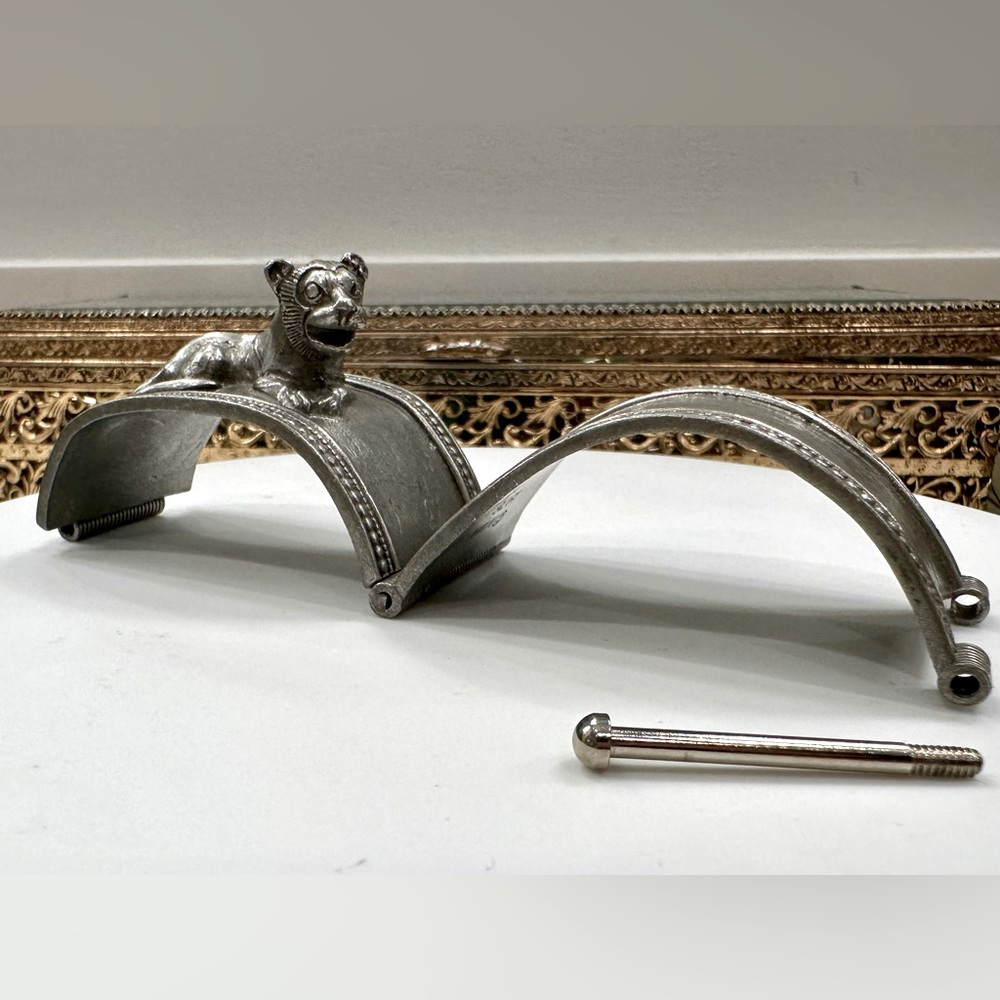 VTG RARE MMA 1976 Pewter Lion Cuff Bracelet - EUC - King Tut - Egyptian Revival - Picture 14 of 17